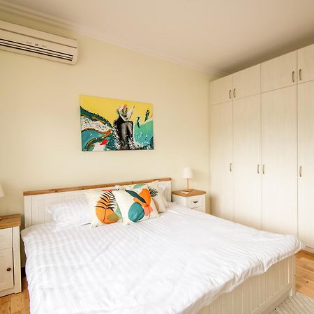 A Luxurious 2 Bedroom Apartment In Center Sofía Exterior foto