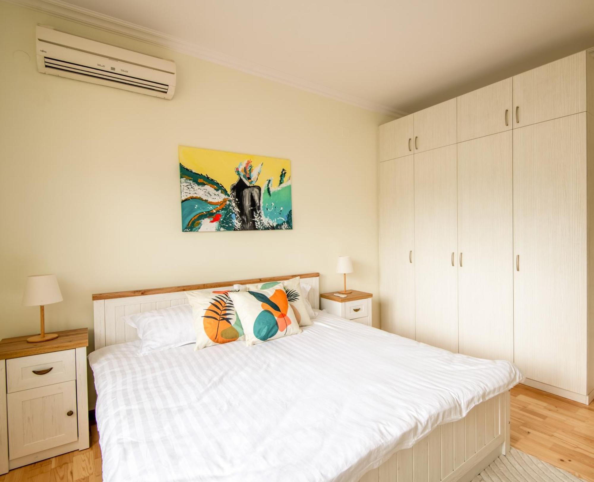 A Luxurious 2 Bedroom Apartment In Center Sofía Exterior foto